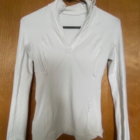 White 1/4 Zip- Rulu - Picture 2 of 5